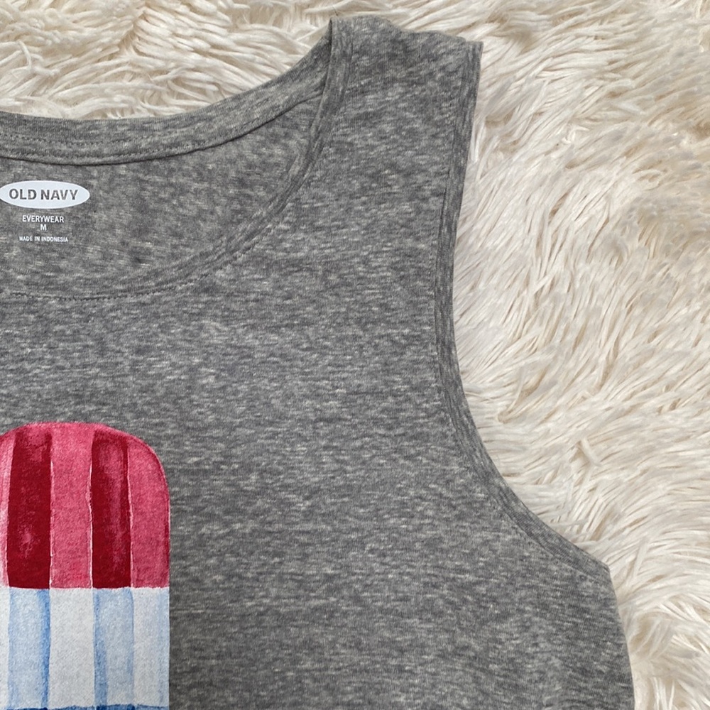 🎉2X HP🎉 Old Navy Patriotic Graphic Tank 💗 Gray Red White & Blue - Picture 6 of 13